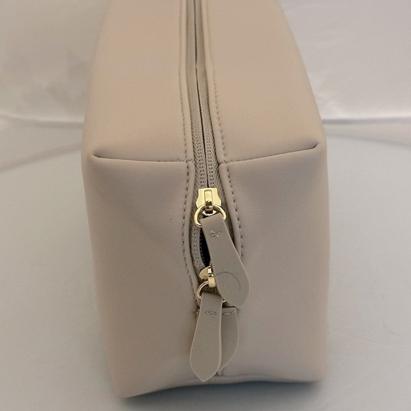 Burberry Beige Accessory Pouch - Picture 4 of 5